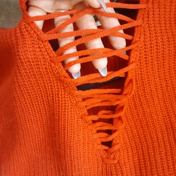 Sweater - Picture 3 of 4